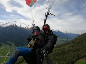 Tandemflug, Tandemflüge Tandem-Paragliding im Pinzgau Wildkogel, Zell am See, Hollersbach, Rauris mit der Flugschule Pinzgau - Coole Tandem-Paragleiten Action
